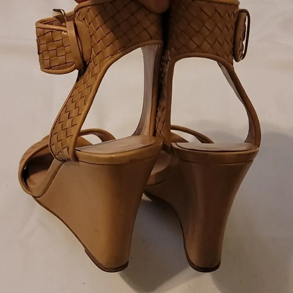Alejandro Ingelmo beautiful wedges